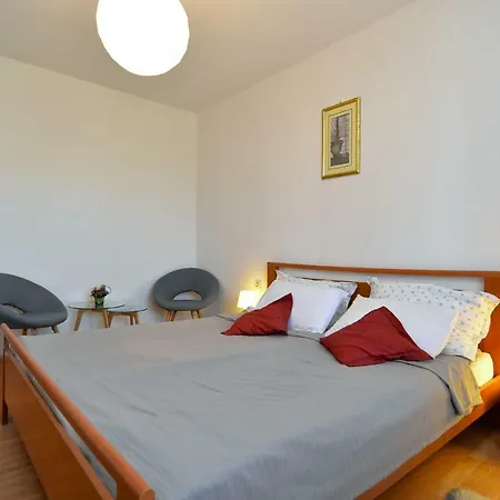Pineta 1817 Apartment *