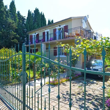 Pineta 1817 Apartment Fazana