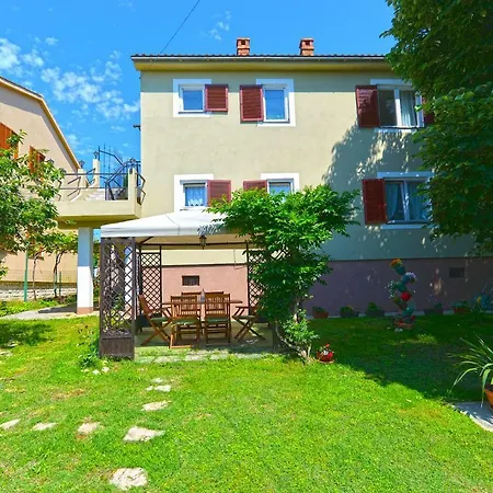 Pineta 1817 Apartment *